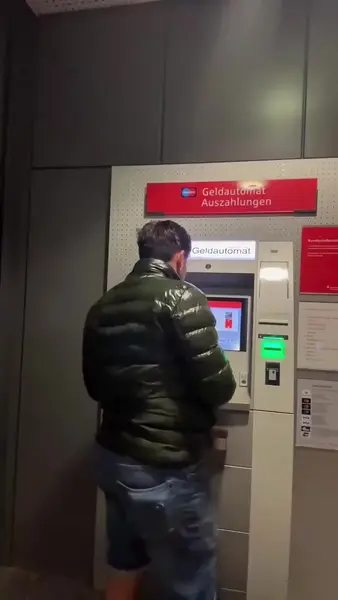 Кадр рекламы Gilberto Keebler