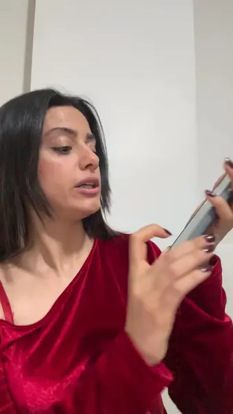 Кадр рекламы Nya Lia Paige