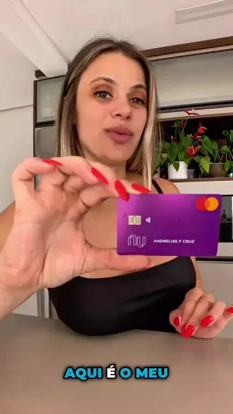 Кадр рекламы Chik app