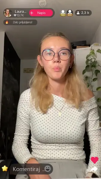 Кадр рекламы Trương Linh