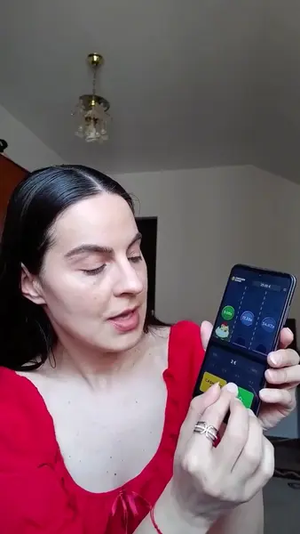 Кадр рекламы Paige Junior Clerval