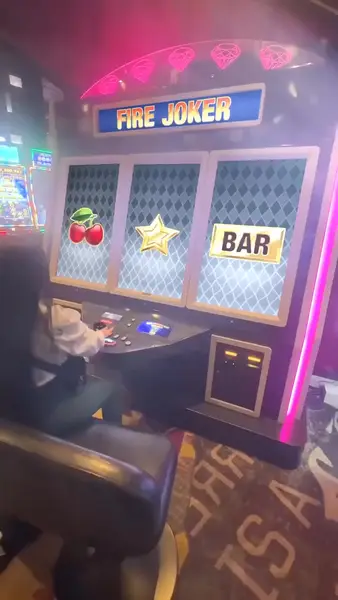 Кадр рекламы Joker Rush