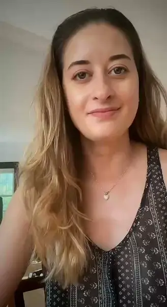 Кадр рекламы Marisa Tristan Clark