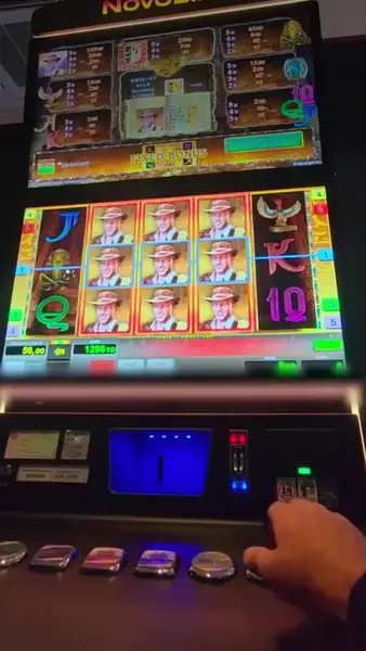Кадр рекламы Best Slot