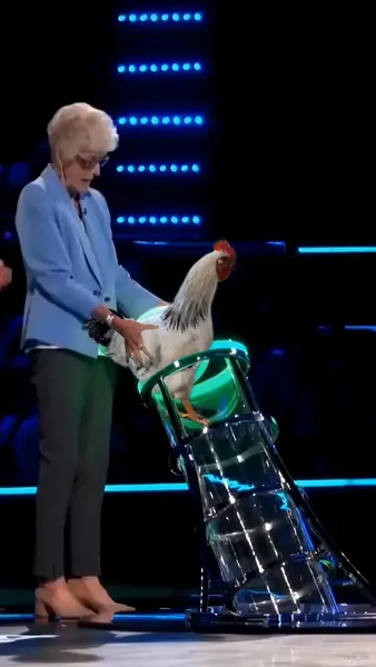 Кадр рекламы Chicken Road