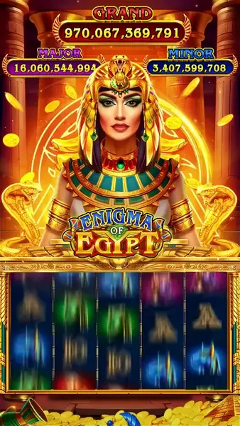 Кадр рекламы Royal Spin 