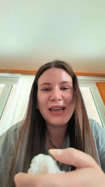 Кадр рекламы Inês Fernandes
