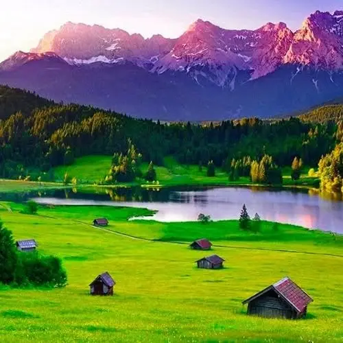 Кадр рекламы La Hoài