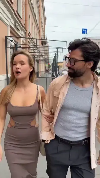 Кадр рекламы Chicken Road