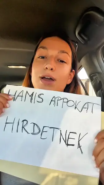 Кадр рекламы Võ Bảo