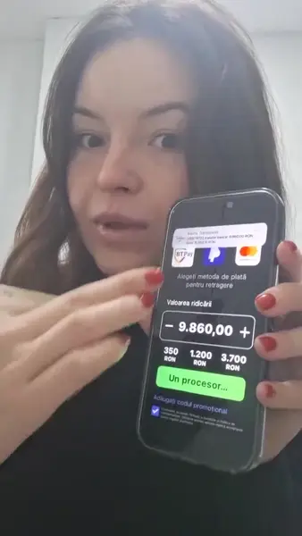 Кадр рекламы 𝗗𝗮𝗶𝗹𝘆 𝗙𝘂𝗻 𝗛𝘂𝗯
