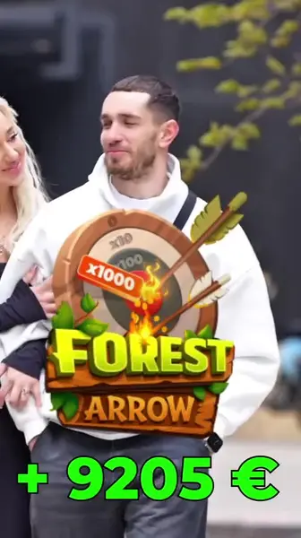 Кадр рекламы Gold Arrow