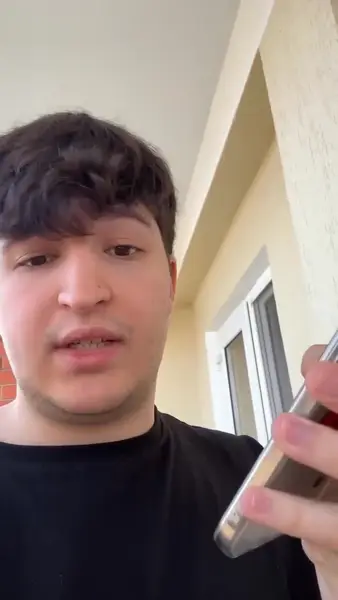 Кадр рекламы Đinh Minh