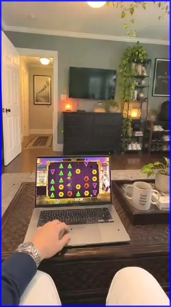 Кадр рекламы Coin Win