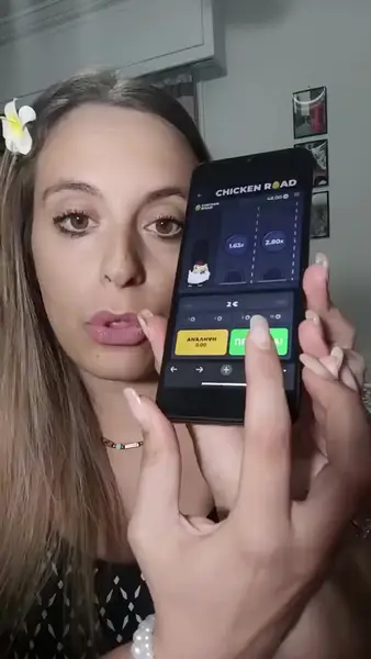 Кадр рекламы Fact Grind