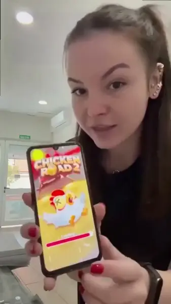 Кадр рекламы Maria Spearmanhfo