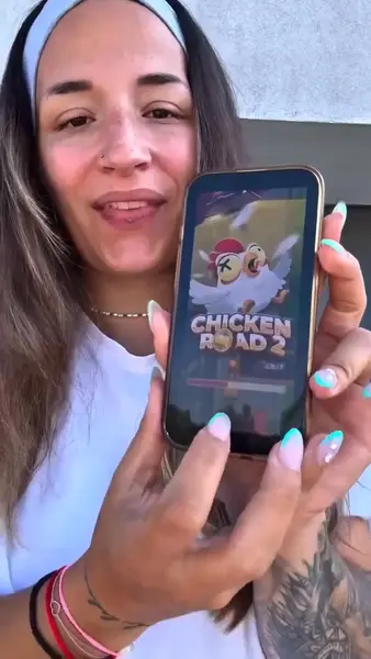 Кадр рекламы Niggebrugge Kaitlyn Julianna