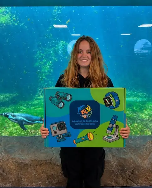 Кадр рекламы Junior Lab