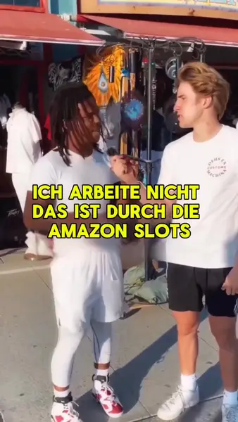 Кадр рекламы Amazon EU