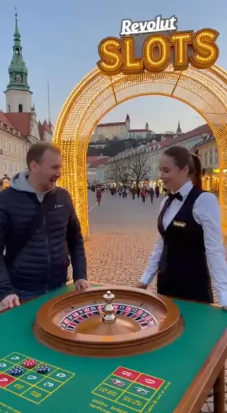 Кадр рекламы Lucky Reel Society