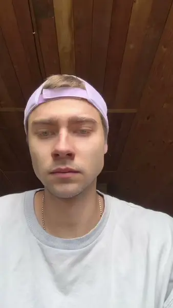 Кадр рекламы Chcken FB