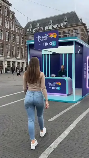 Кадр рекламы Holland Game
