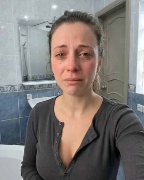 Кадр рекламы Chloe Walsh