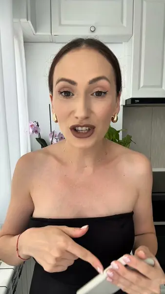 Кадр рекламы Makenzie Rubini Kayla