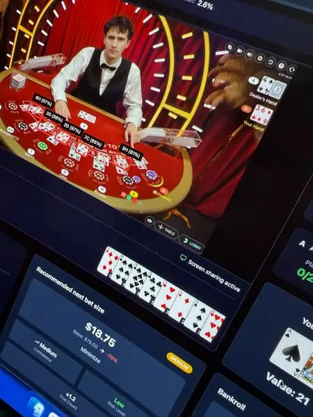 Кадр рекламы Blackjack-AI.com