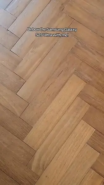 Кадр рекламы Health & Science Journal