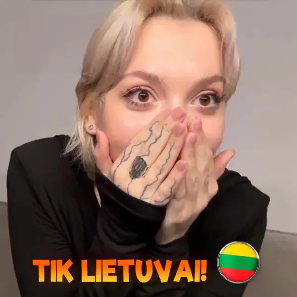 Кадр рекламы Giả Chi
