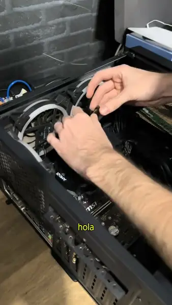 Кадр рекламы Mundo de la Tecnología
