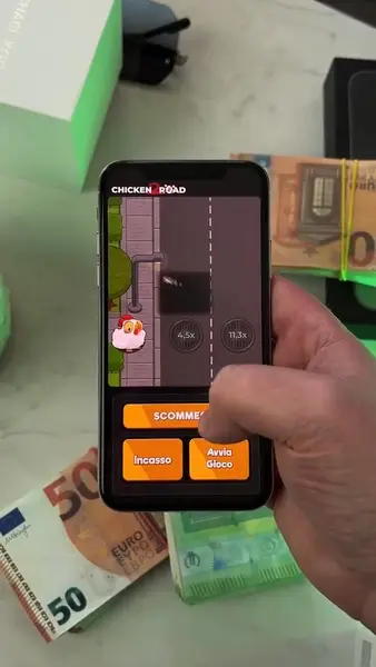 Кадр рекламы Chicken Road