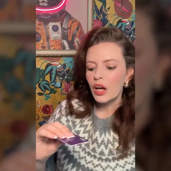 Кадр рекламы Epic Win