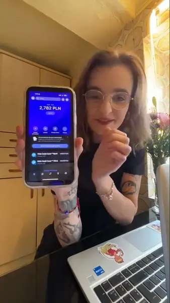 Кадр рекламы EGG and GO