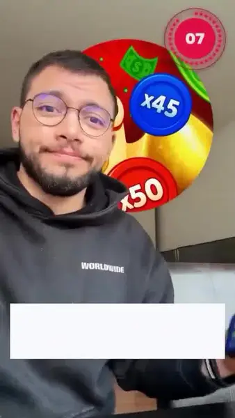 Кадр рекламы James Williams