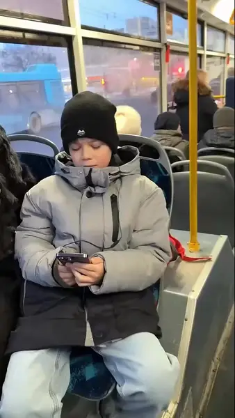 Кадр рекламы Tyler Louis