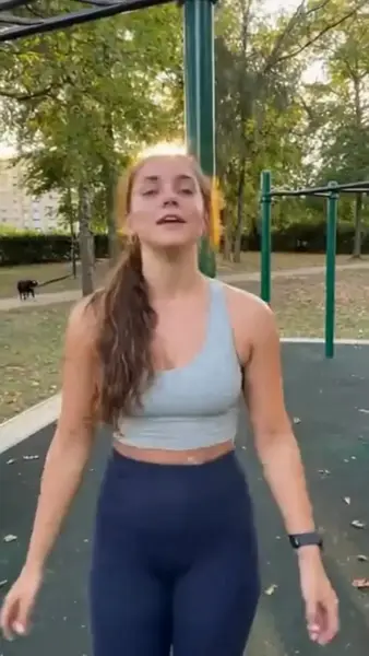 Кадр рекламы Madeline Rivers