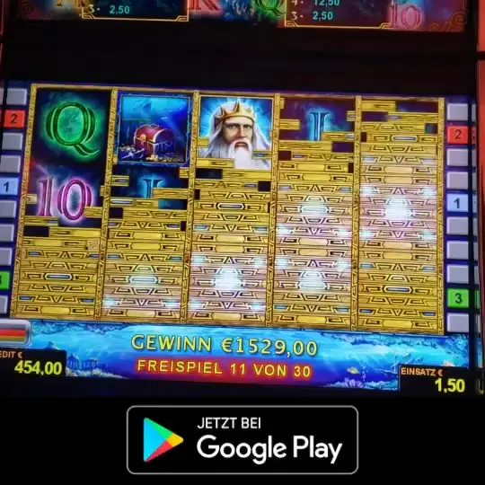 Кадр рекламы Lucky Moments