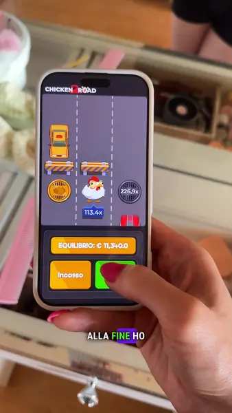 Кадр рекламы Game App