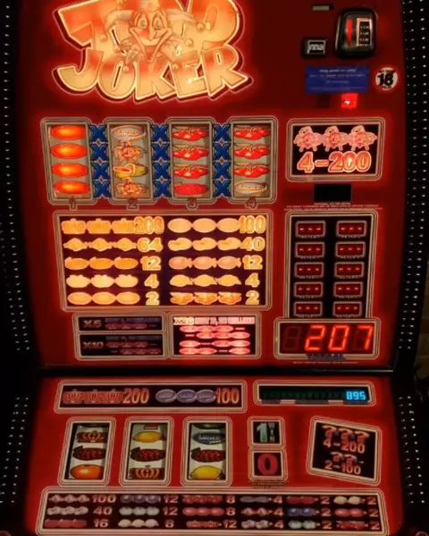 Кадр рекламы Retro-speelautomaten