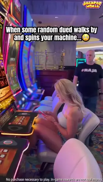 Кадр рекламы Top Slots