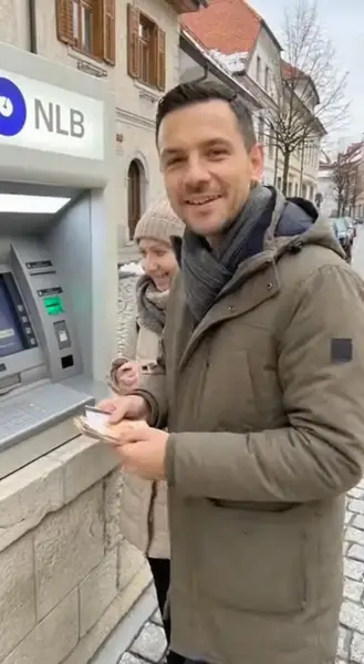 Кадр рекламы Rosa Khutor