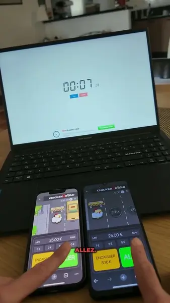 Кадр рекламы Play now