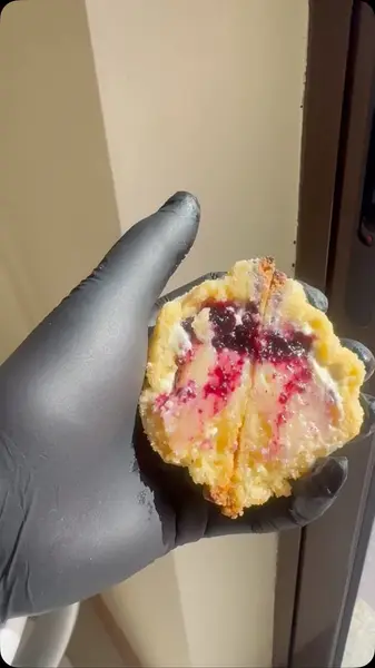 Кадр рекламы Maria’s Cookie Gourmet