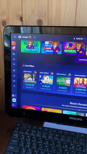 Кадр рекламы Goldbet Network