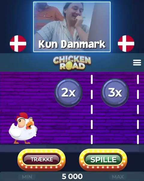 Кадр рекламы Chicken Road