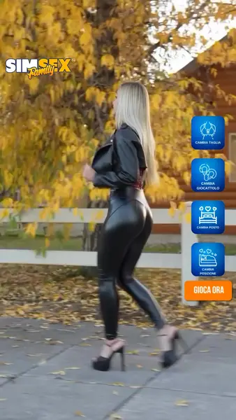 Кадр рекламы Candy-AI It