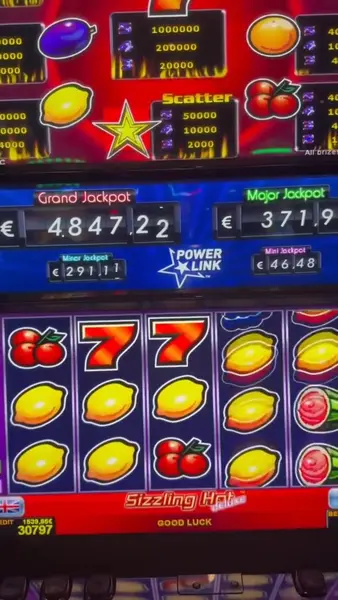 Кадр рекламы Best Slots