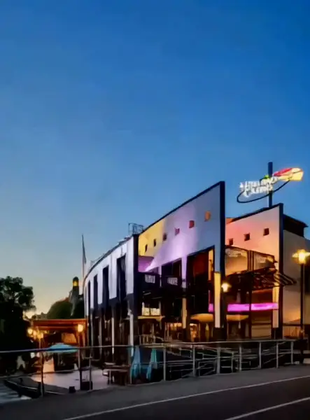 Кадр рекламы Casino Blaze
